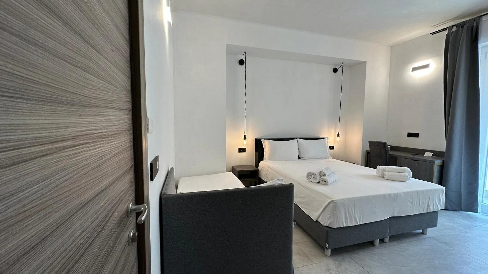 Dolmen Guest House Alghero