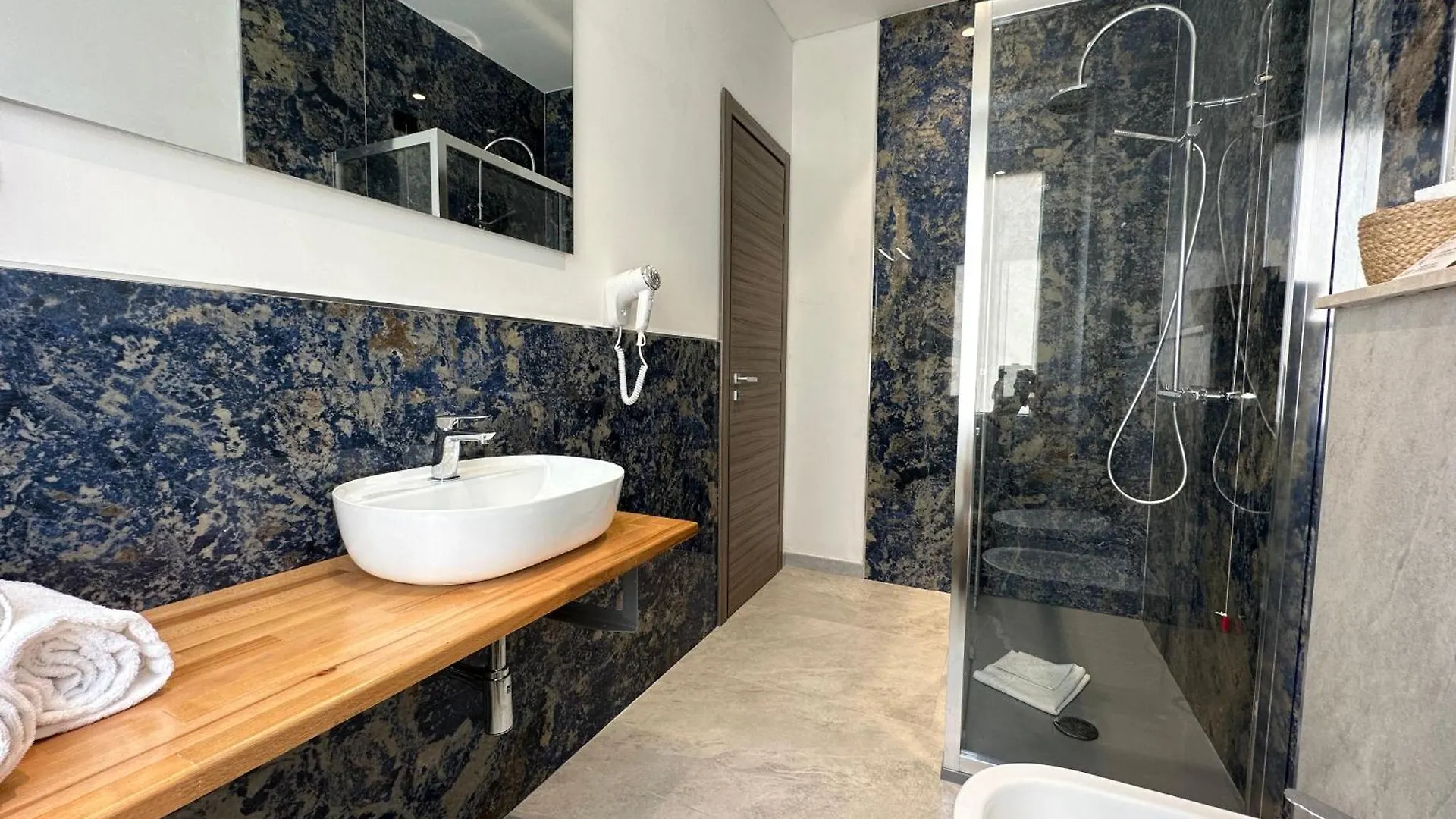 Dolmen Guest House Alghero 0*,  Italien